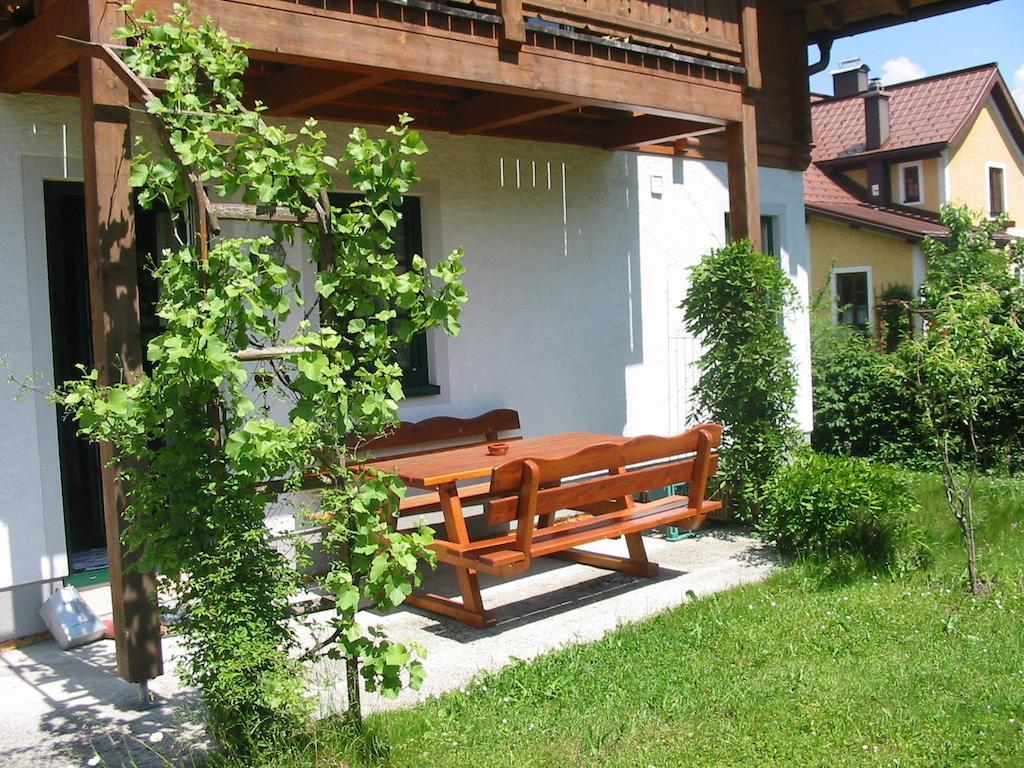 Ferienwohnung Am Pflanzgarten Ebensee Exterior photo