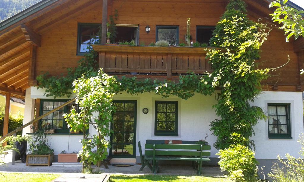 Ferienwohnung Am Pflanzgarten Ebensee Exterior photo
